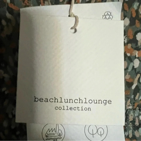Beachlunchlounge Alanna Abstract Camo Blouse Size XS - Picture 9 of 13